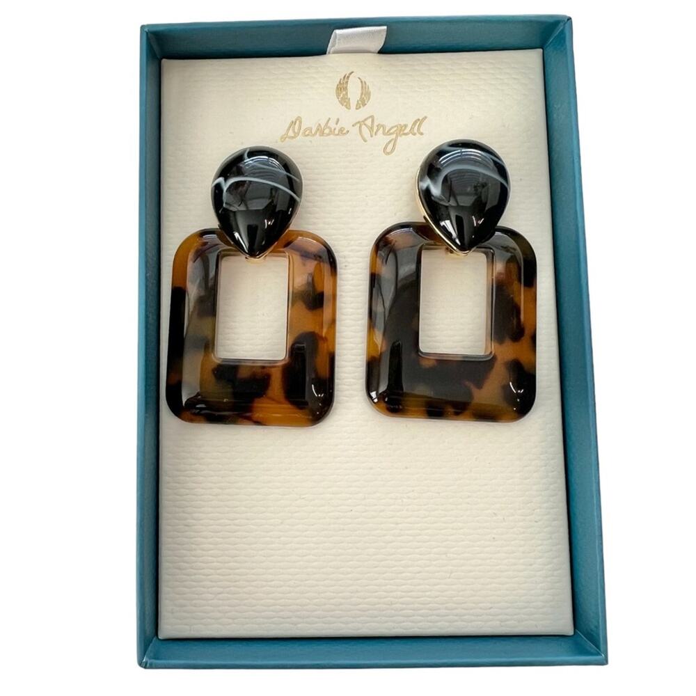 Darbie Angell jewelry tortoiseshell earrings NWT gift